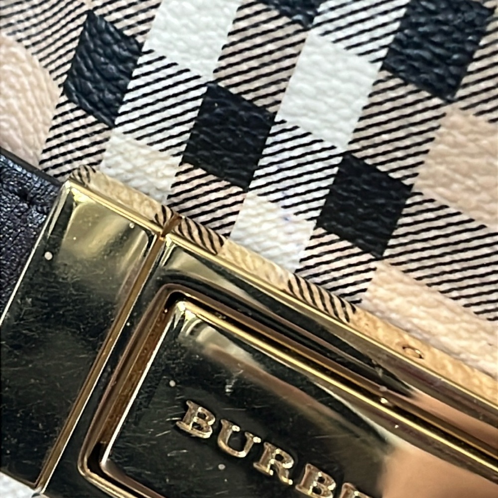 Burberry Shoulder and Crossbody Hobo Bag - Picture 4 of 11